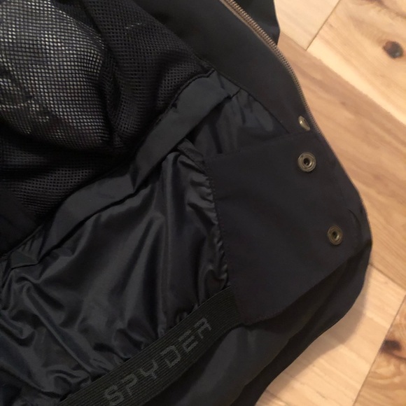🥶 Spyder Pinnacle Ski Jacket - (worn once in mint condition) - Picture 7 of 12